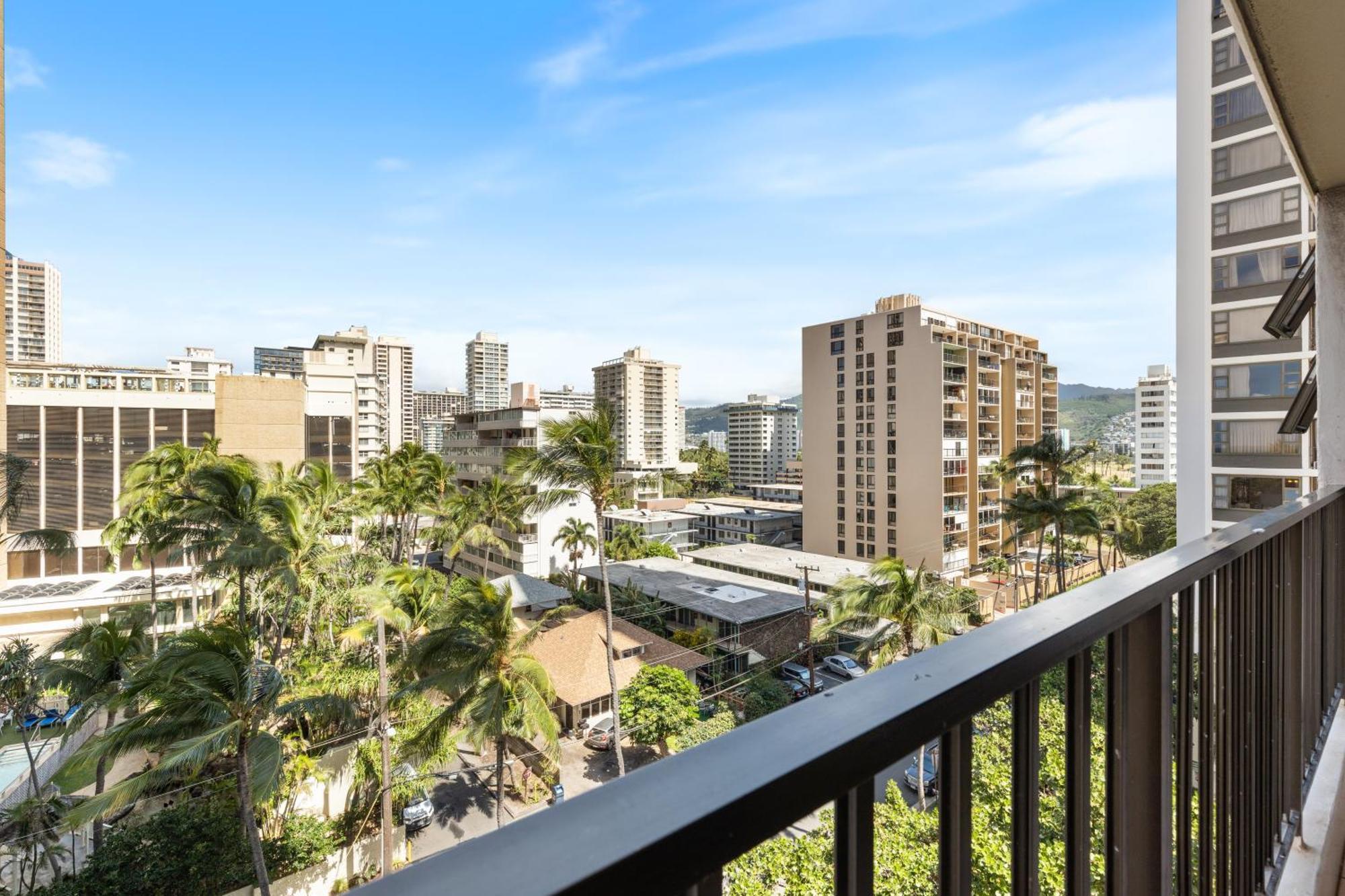 Light & Airy 8Th Floor Ocean View Condo With Lanai Condo Хонолулу Екстериор снимка