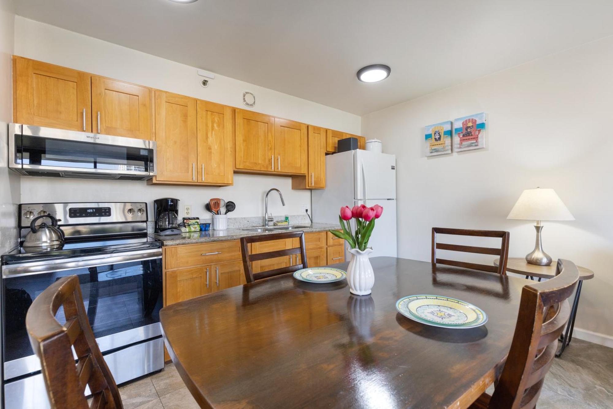 Light & Airy 8Th Floor Ocean View Condo With Lanai Condo Хонолулу Екстериор снимка
